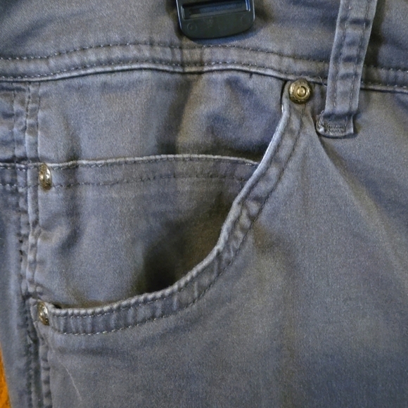 Bandolinoblu Crop length Pants Olive color 5 Pockets Women size 20W - Picture 3 of 15